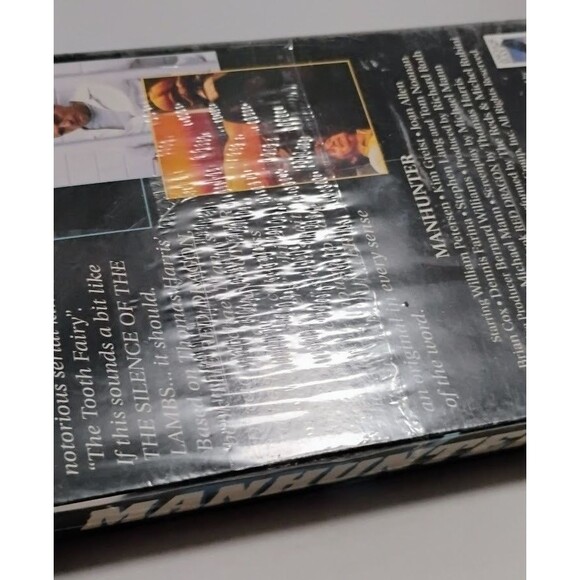 1996 ANCHOR BAY ENTERTAINMENT MANHUNTER VHS BRAND NEW SEALED READ DESC!!! - Picture 8 of 8